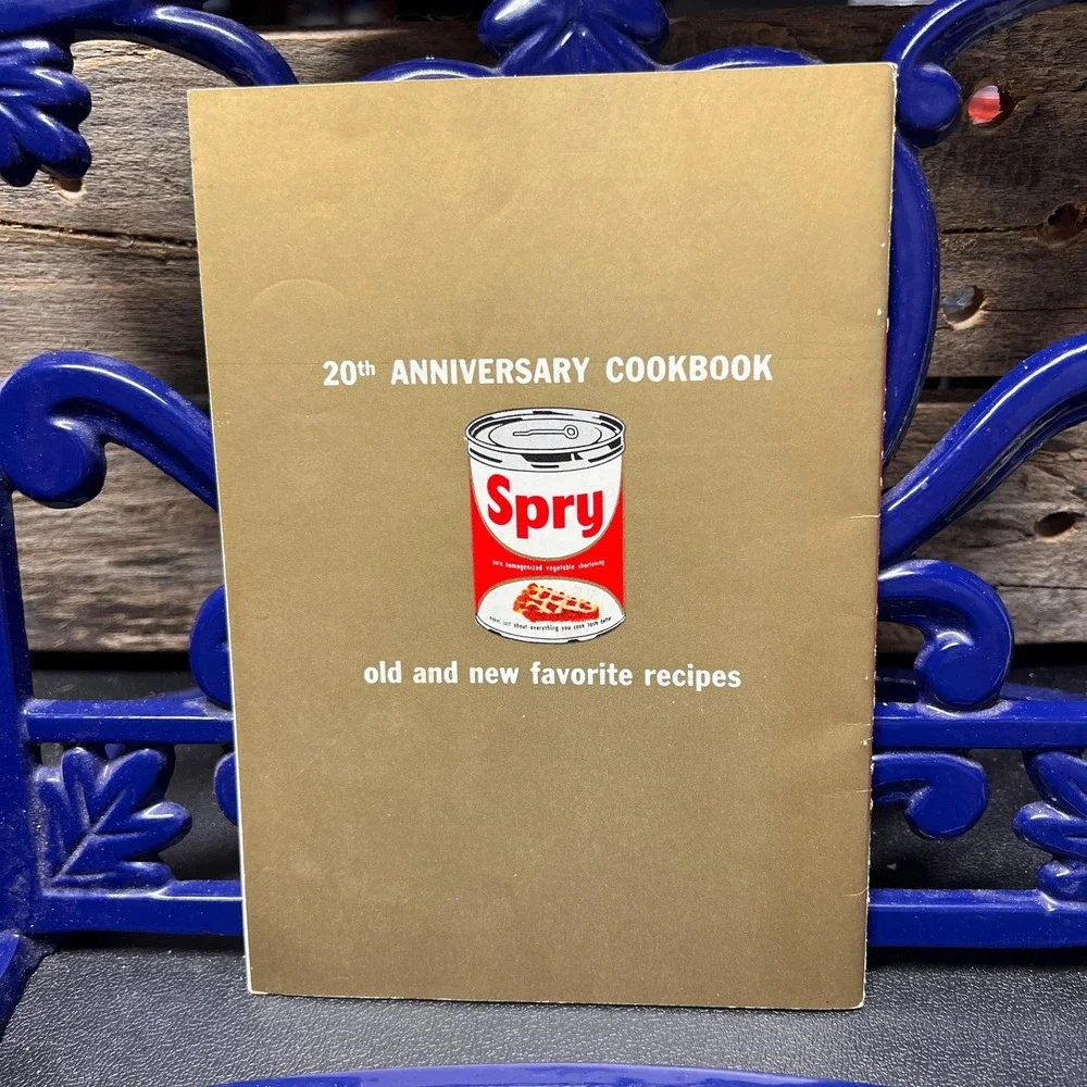 Spry 20th Anniversary Cookbook of old and‎ new favorites vtg recipe pamphlet